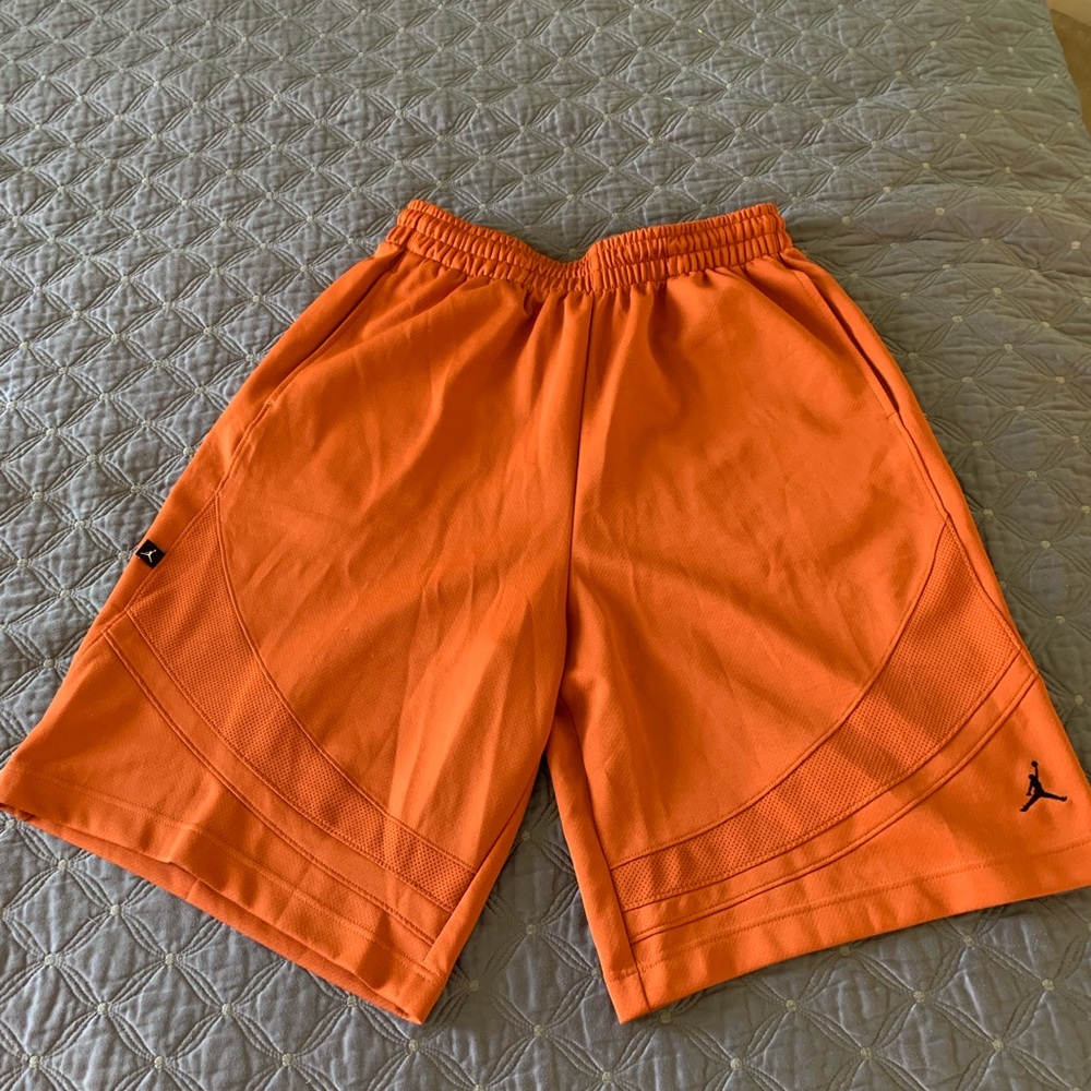 Jordan orang basketball shorts size Lg